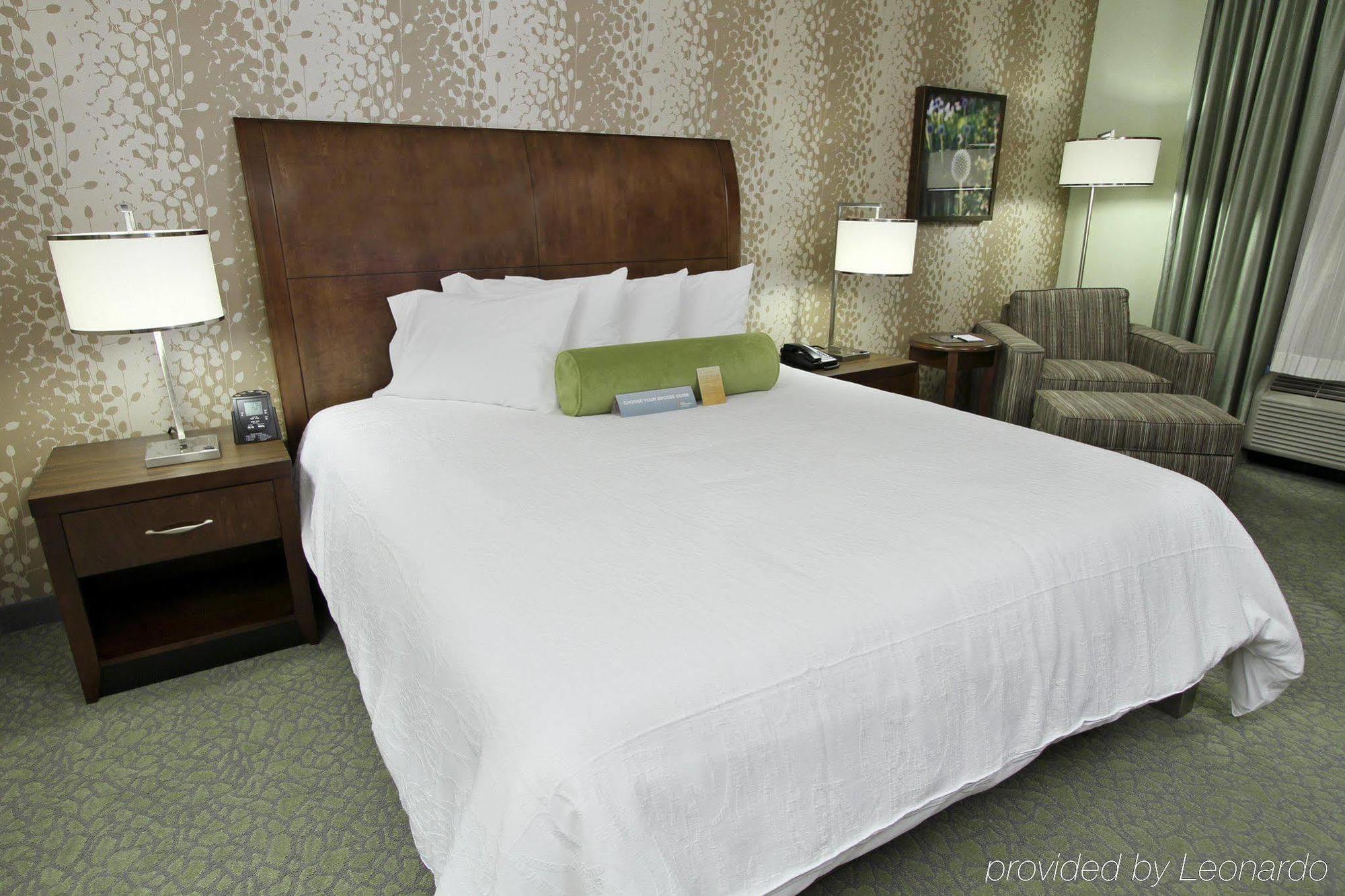Hilton Garden Inn Covington/Mandeville Bilik gambar